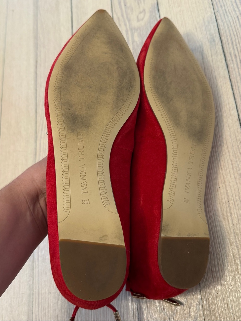IVANKA TRUMP Women’s Cooper Red Suede Studded Pointed Toe Cutout Flats 9M - Picture 4 of 5